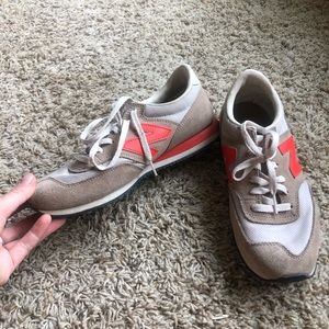 New Balance Sneakers W8.5